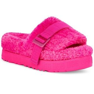 BNWT Ugg Sherpa Fluffita Pink Taffy Sheepskin Flatform Slides Fluffy Magenta